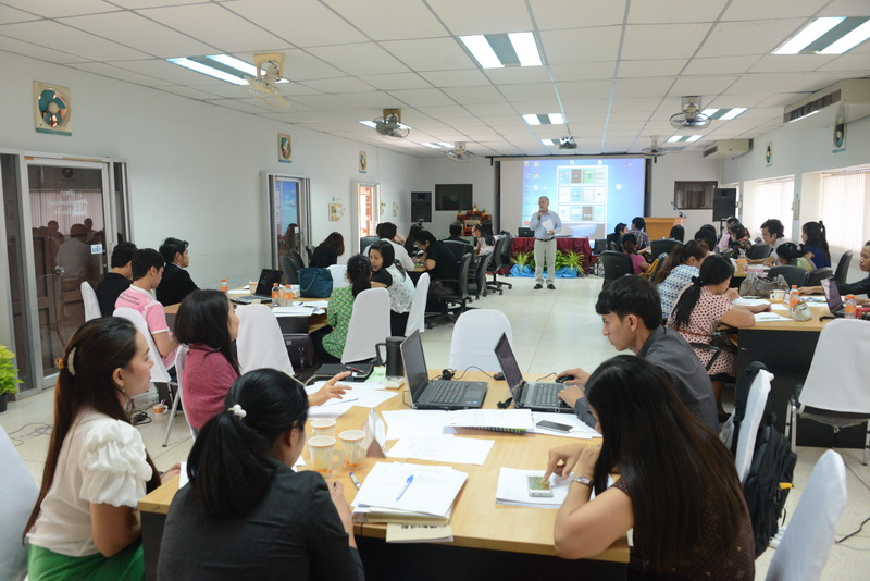 คณะครุศาสตร์จัดโครงการบริหารและจัดการองค์กรเพื่อการพัฒนา วันพฤหัสบดีที่  26  มิถุนายน  2557