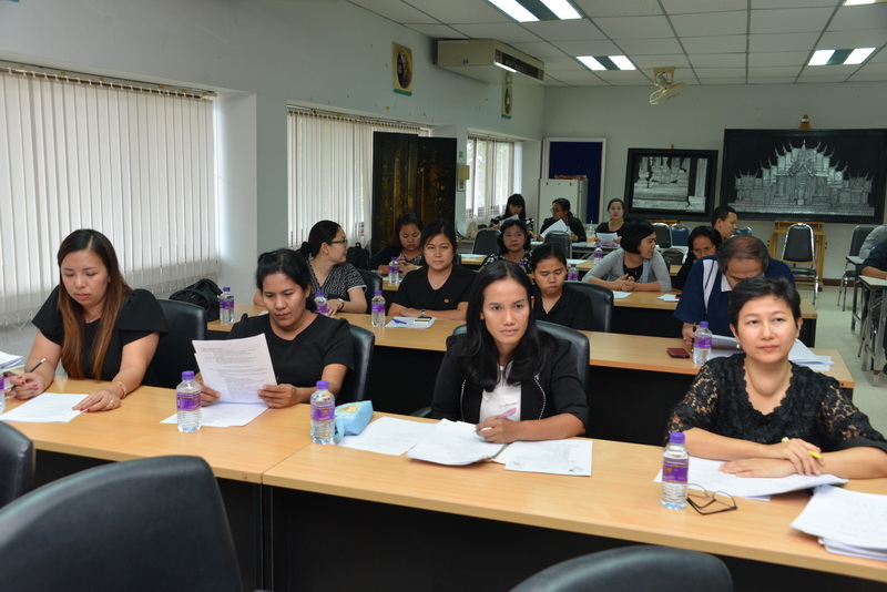 คณะครุศาสตร์ จัดการประชุมเพื่อเตรียมความพร้อมในการฝึกซ้อมและรับปริญญาบัตร ประจำปี 2559  วันซ้อมรับในวันที่ 6 – 9 พฤศจิกายน 2560  และรับจริงวันที่ 12 – 14  พฤศจิกายน 2560