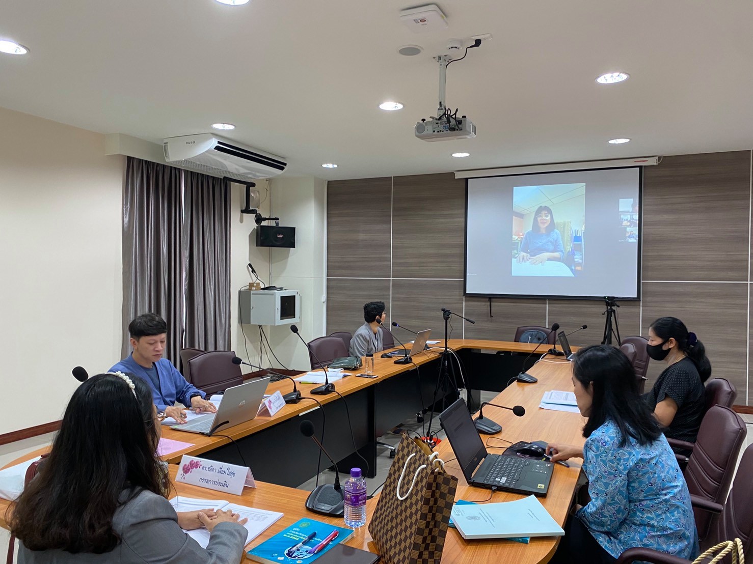 หลักสูตรครุศาสตรมหาบัณฑิต สาขาการสอนภาษาอังกฤษเพื่อวิชาการและงานอาชีพ คณะครุศาสตร์ เข้ารับการประเมินคุณภาพการศึกษาภายใน ระดับหลักสูตร ประจำปีการศึกษา 2562