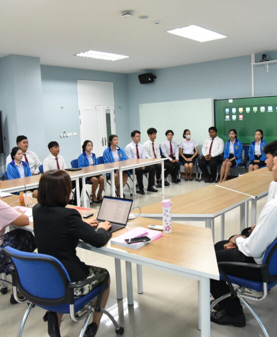 คณะครุศาสตร์เข้ารับการประกันคุณภาพการศึกษาภายใน ระดับหลักสูตร ประจำปีการศึกษา 2567 ระหว่างวันที่ 7-9 และ 14 กรกฎาคม 2568 ณ ห้องประชุมกัลยาณมิตร และห้อง ED527 Smart Classroom
